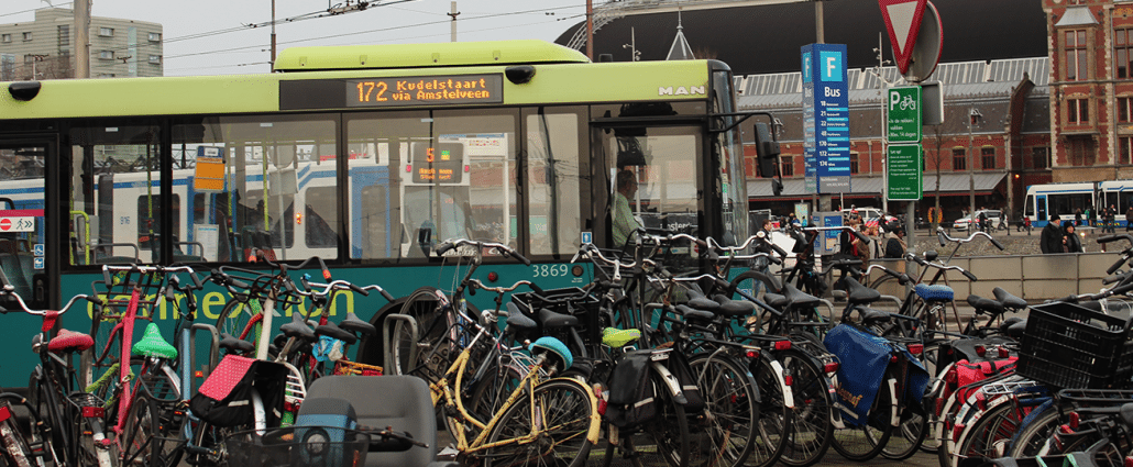 letsel materiele schade letselschade advocaat amsterdam treinongeluk busongeluk schadeposten openbaar vervoer tram bus
